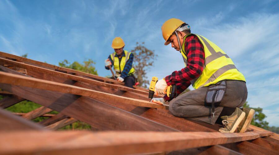Professional gutter cleaning in Farmersville, OH